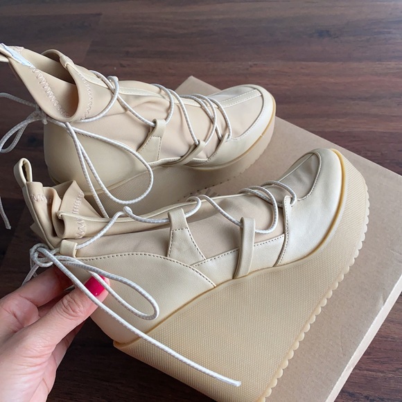 Brand new bootie - Picture 7 of 10